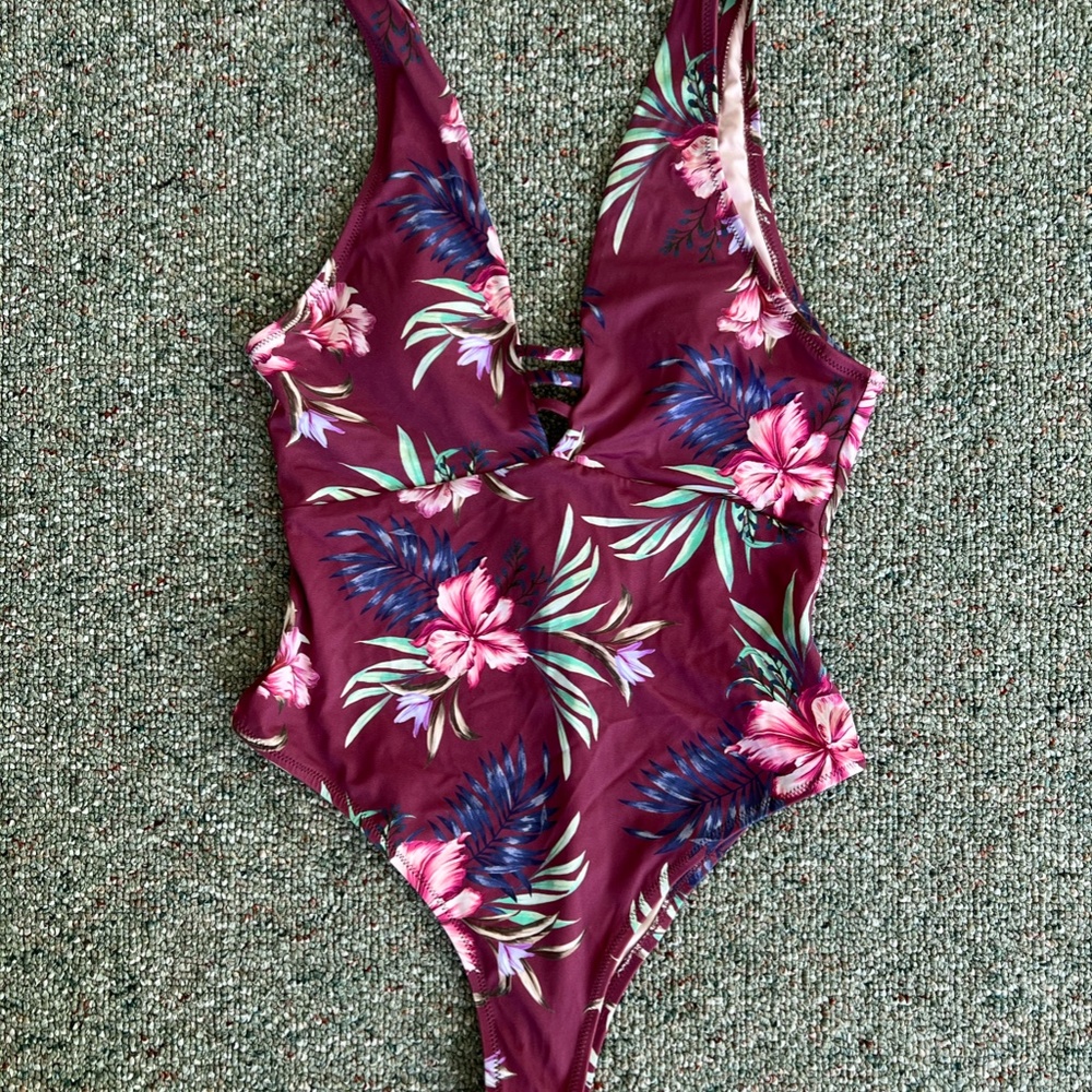 Swimsuit - Picture 2 of 2